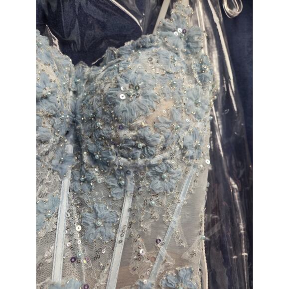 XO By Sophia Exclusive Light Sky Ice Blue Corset Long Prom Formal Dress Size 4 - Picture 4 of 16